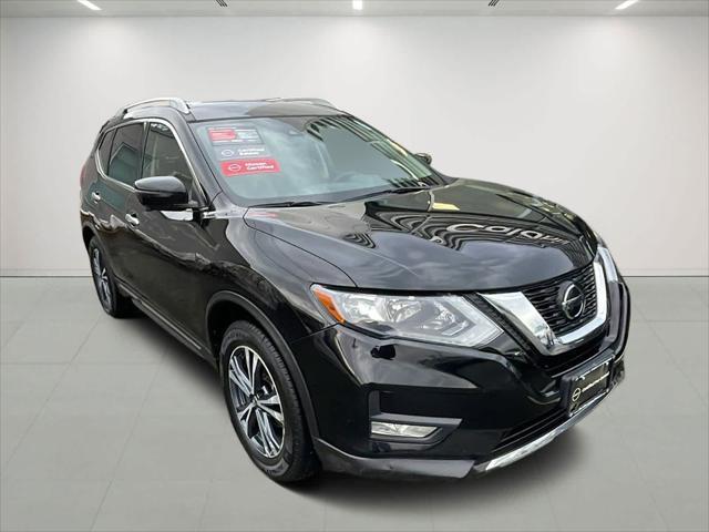 used 2018 Nissan Rogue car, priced at $18,887