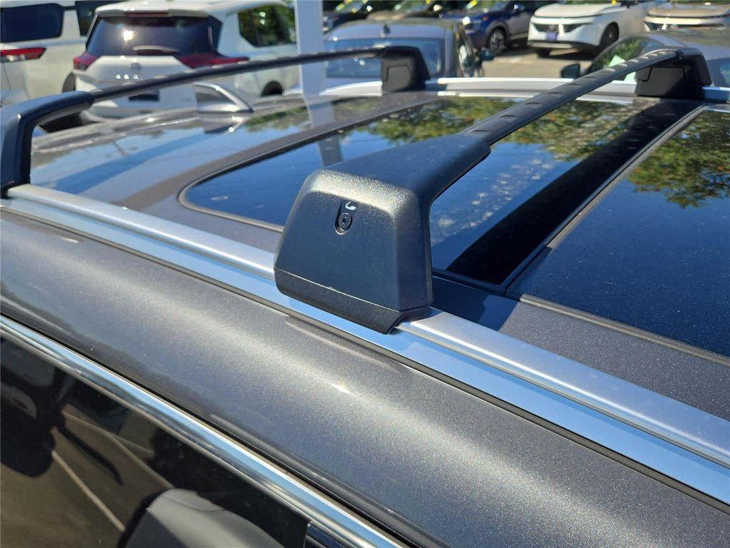 new 2025 Nissan Kicks car, priced at $32,718