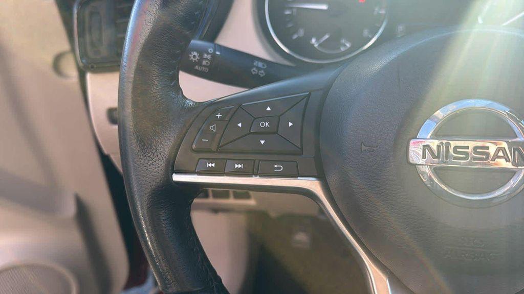 used 2019 Nissan Rogue car, priced at $16,777