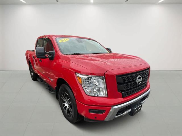 used 2024 Nissan Titan car, priced at $42,887