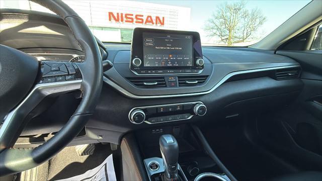 used 2023 Nissan Altima car, priced at $25,897