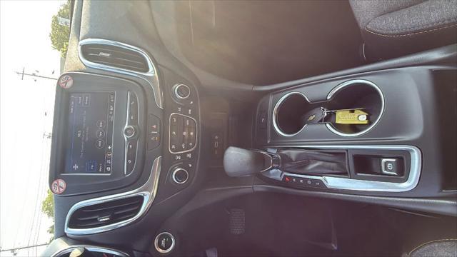 used 2024 Chevrolet Equinox car, priced at $25,529