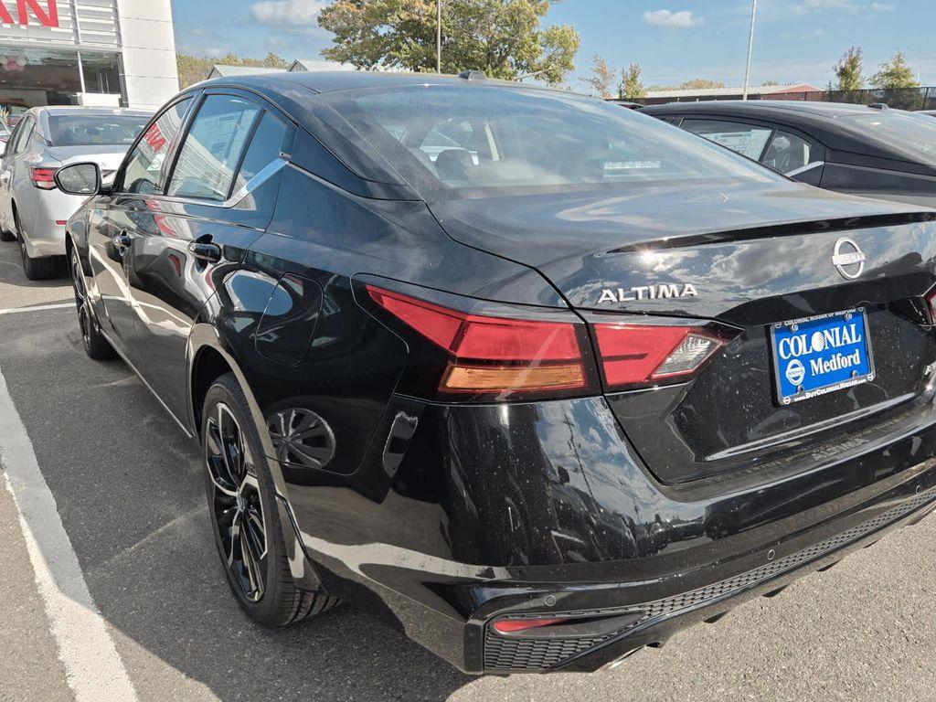 new 2025 Nissan Altima car, priced at $33,204