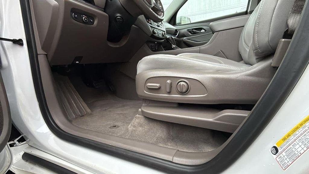 used 2019 Chevrolet Traverse car, priced at $21,010