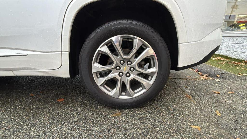 used 2019 Chevrolet Traverse car, priced at $21,010