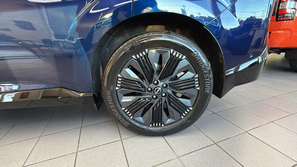 used 2025 Nissan Murano car, priced at $42,899