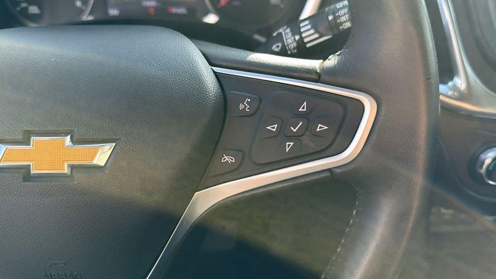 used 2022 Chevrolet Equinox car, priced at $23,477