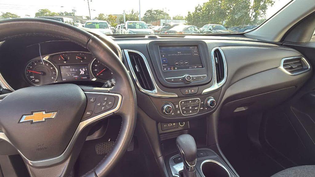 used 2022 Chevrolet Equinox car, priced at $23,477