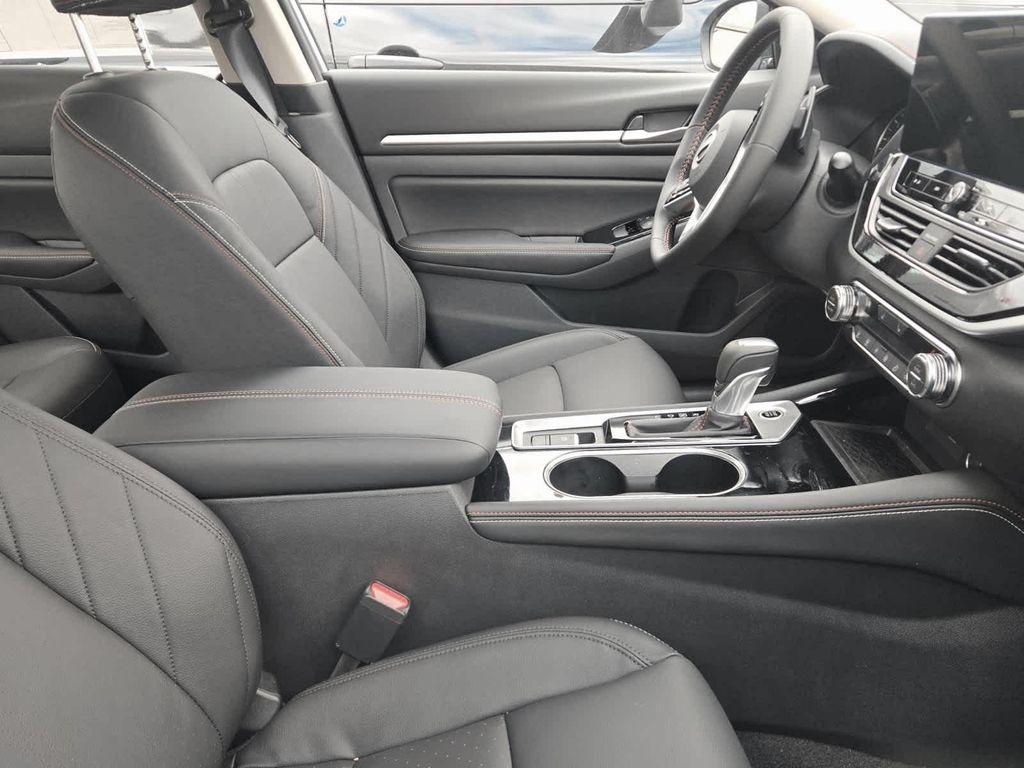 new 2025 Nissan Altima car, priced at $33,662