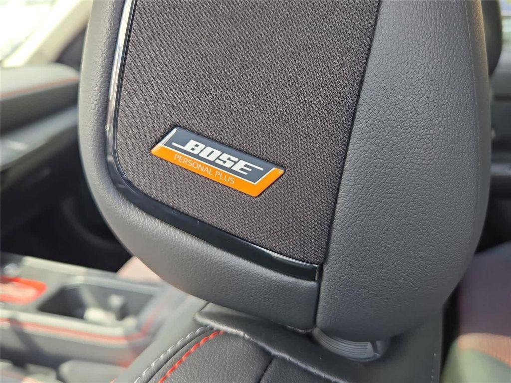 new 2025 Nissan Kicks car, priced at $30,032