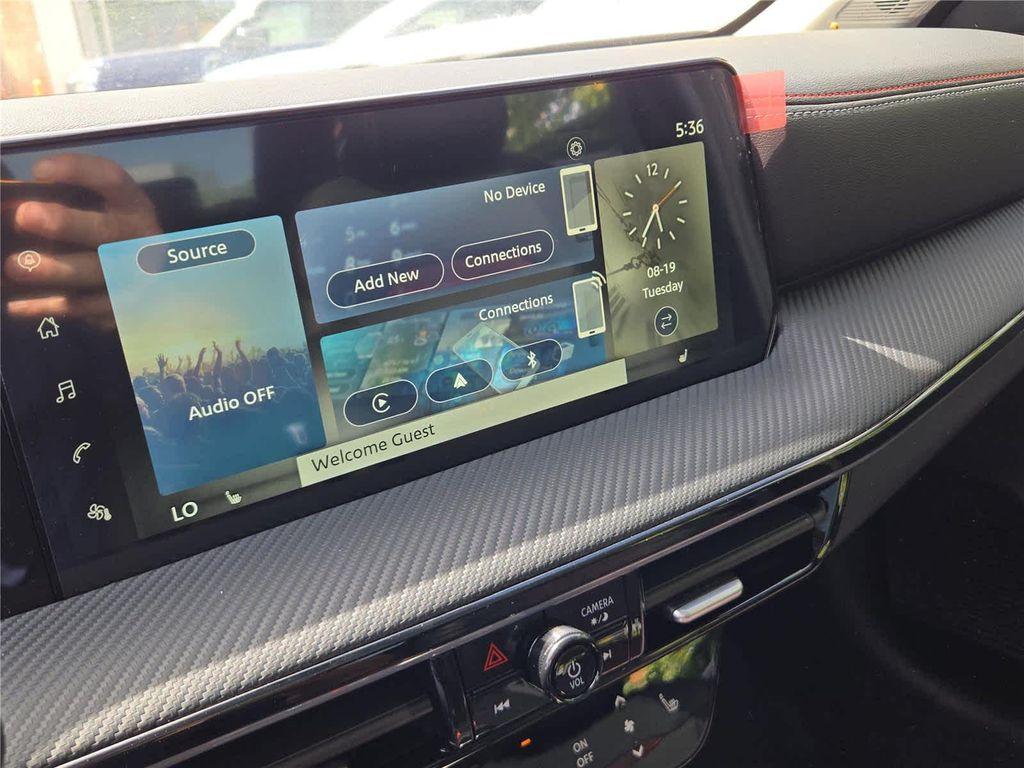 new 2025 Nissan Kicks car, priced at $30,032