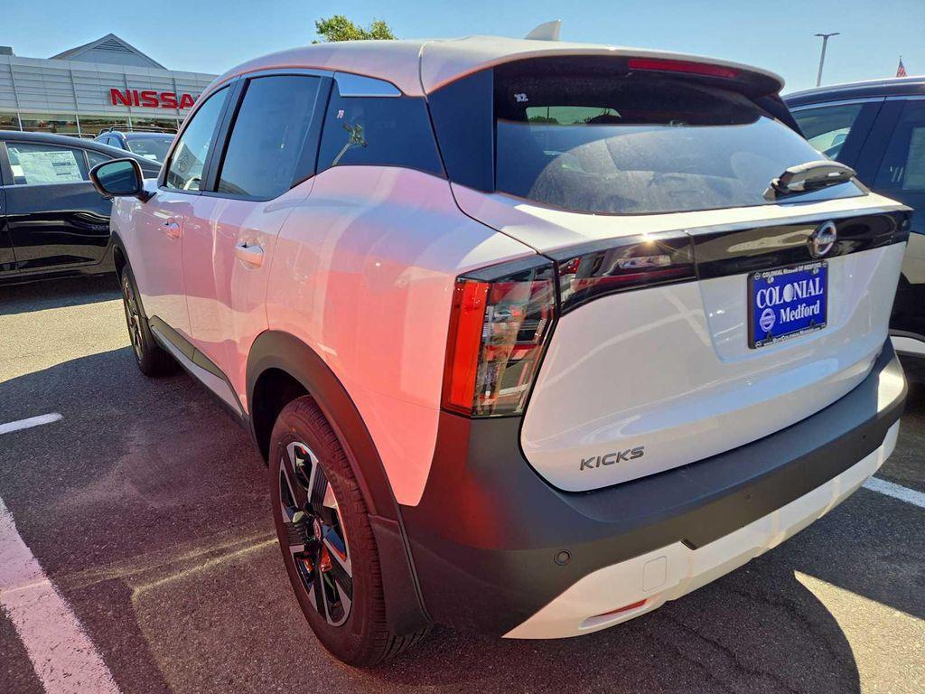 new 2025 Nissan Kicks car, priced at $29,977