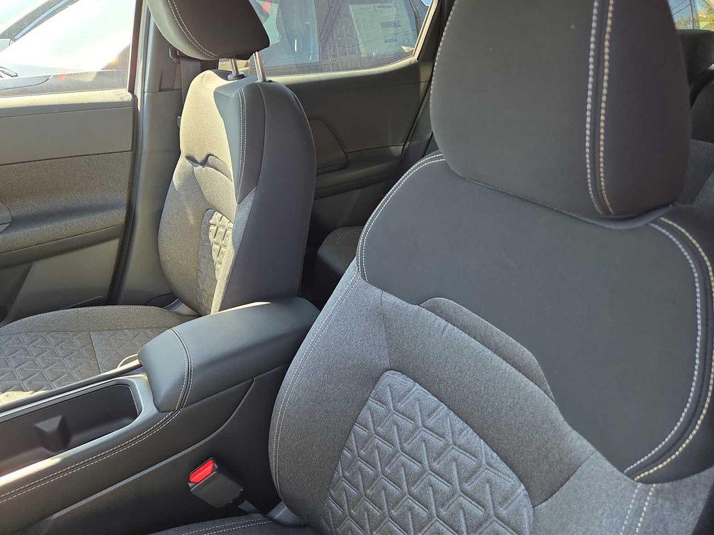 new 2025 Nissan Kicks car, priced at $29,977