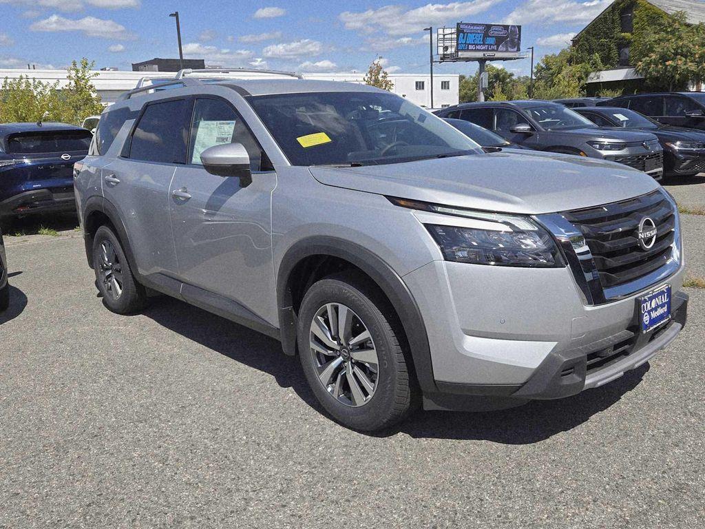 new 2025 Nissan Pathfinder car, priced at $45,071