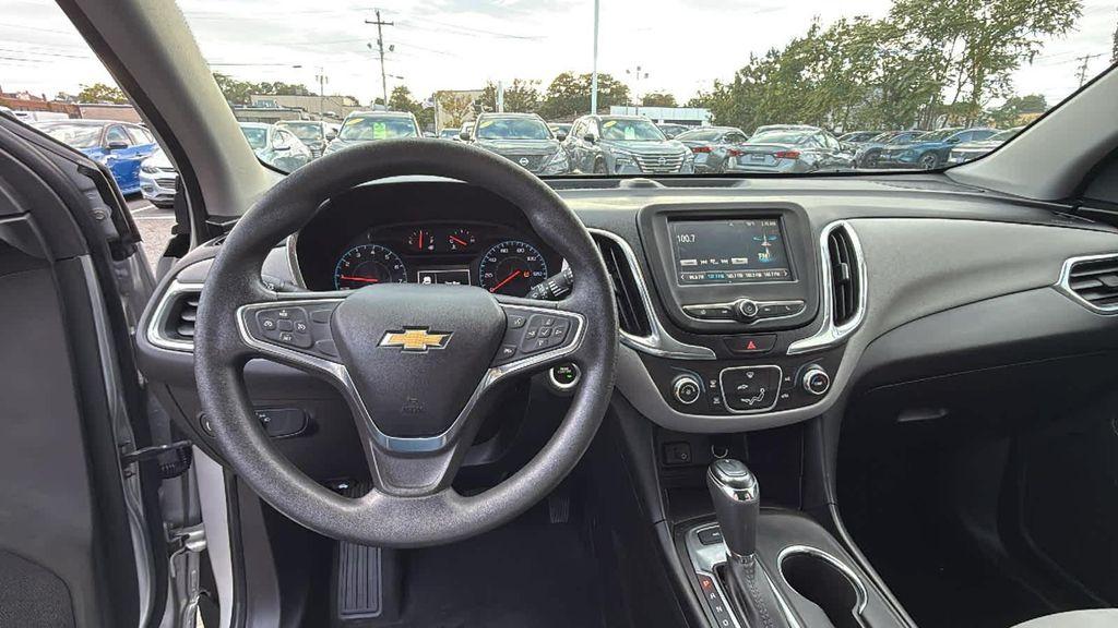 used 2018 Chevrolet Equinox car, priced at $11,888