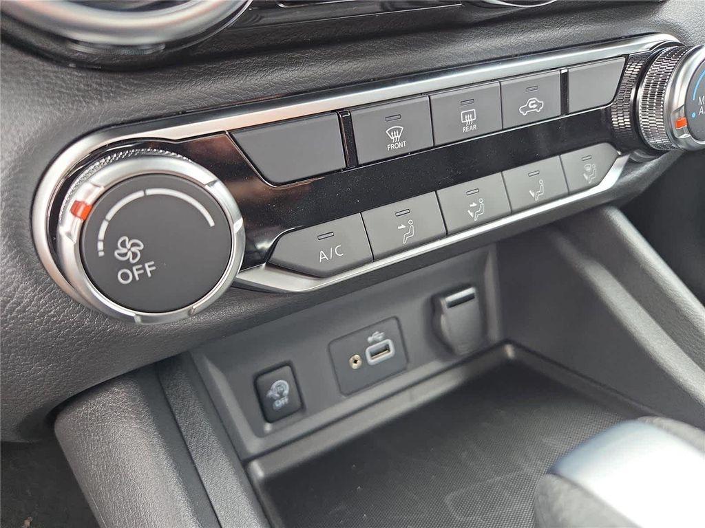 new 2025 Nissan Sentra car, priced at $22,712