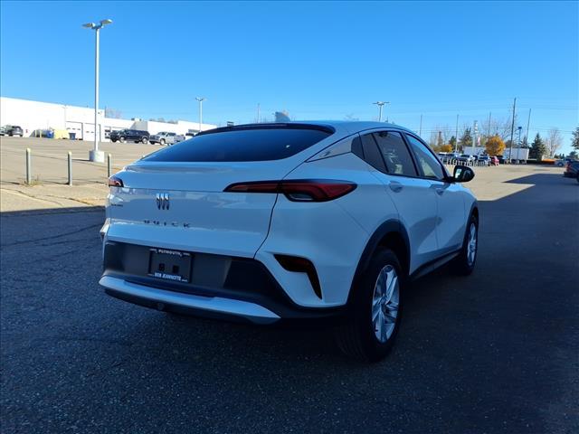 new 2025 Buick Envista car, priced at $24,217
