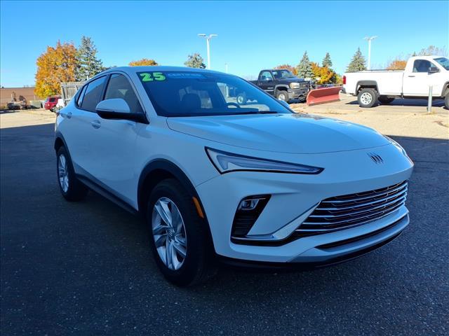 new 2025 Buick Envista car, priced at $24,217