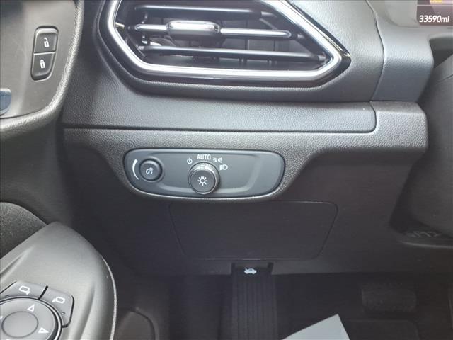 used 2022 Chevrolet Bolt EUV car, priced at $17,995