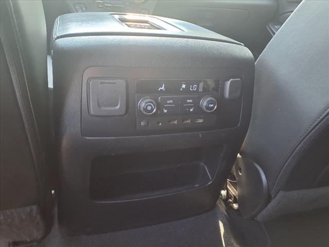 used 2020 GMC Yukon XL car, priced at $34,995