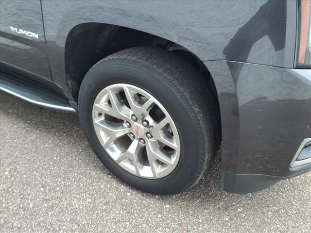 used 2017 GMC Yukon car, priced at $16,995