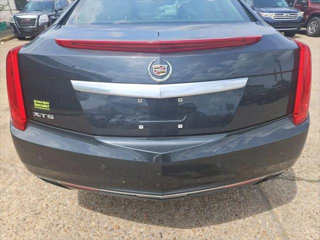 used 2014 Cadillac XTS car, priced at $15,384