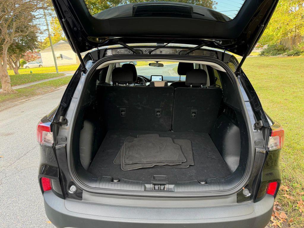 used 2022 Ford Escape car, priced at $16,900