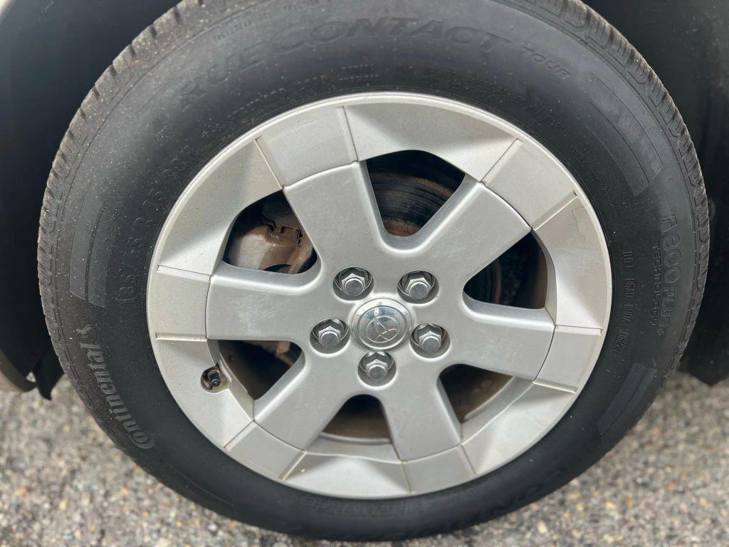 used 2007 Toyota Prius car, priced at $5,500