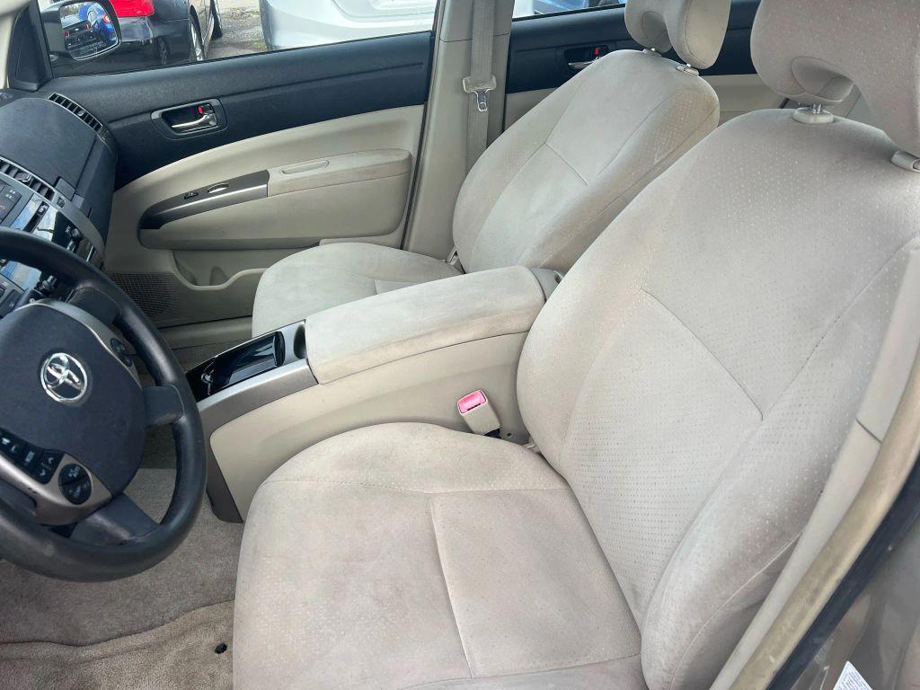 used 2007 Toyota Prius car, priced at $5,500