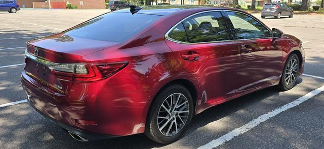 used 2017 Lexus ES 350 car, priced at $22,784