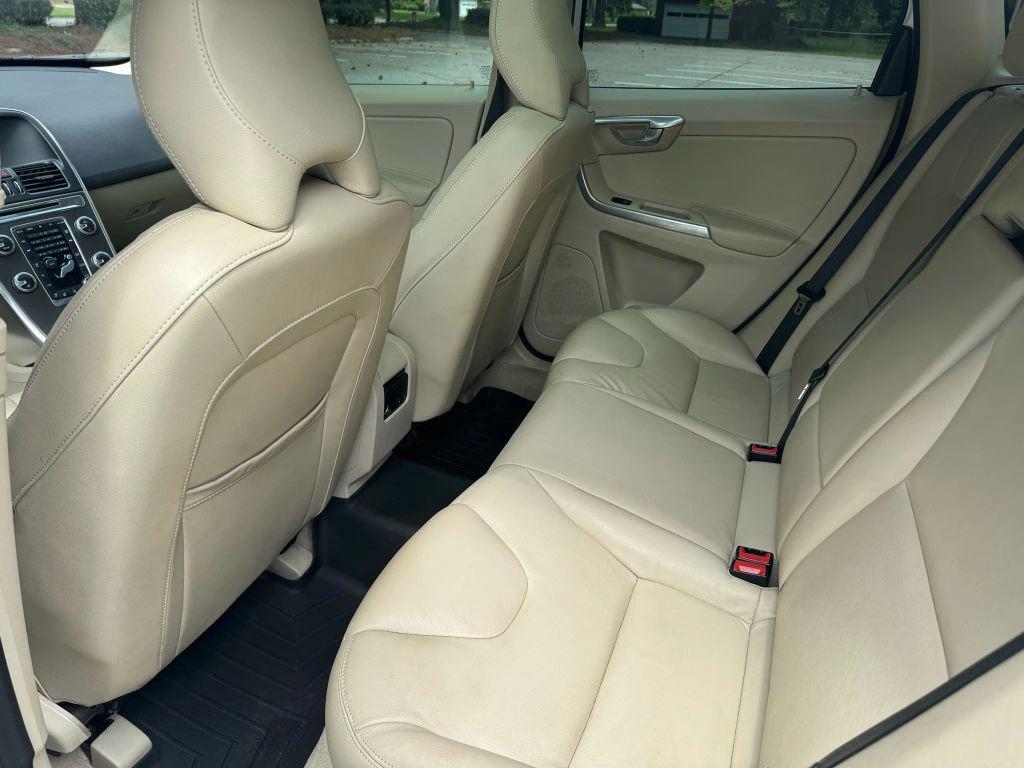 used 2016 Volvo XC60 car, priced at $11,800