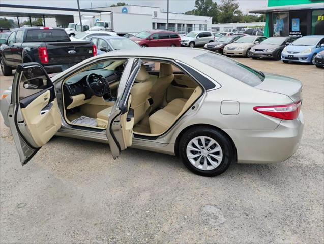 used 2016 Toyota Camry Hybrid car, priced at $12,984