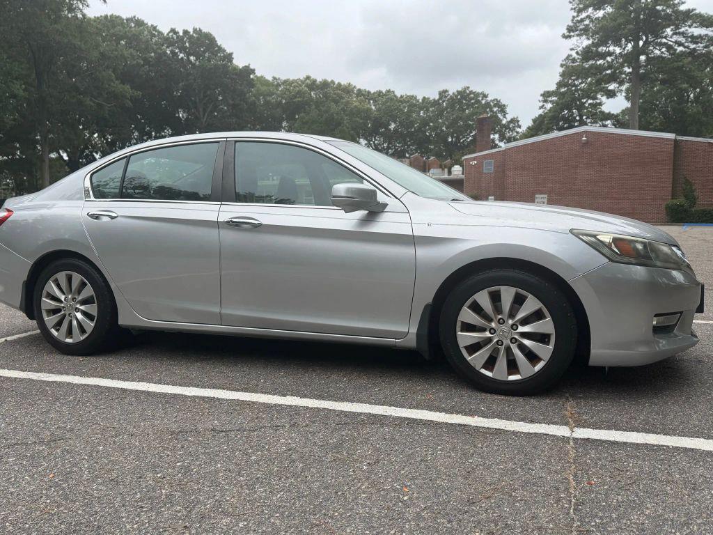 used 2013 Honda Accord car, priced at $15,600