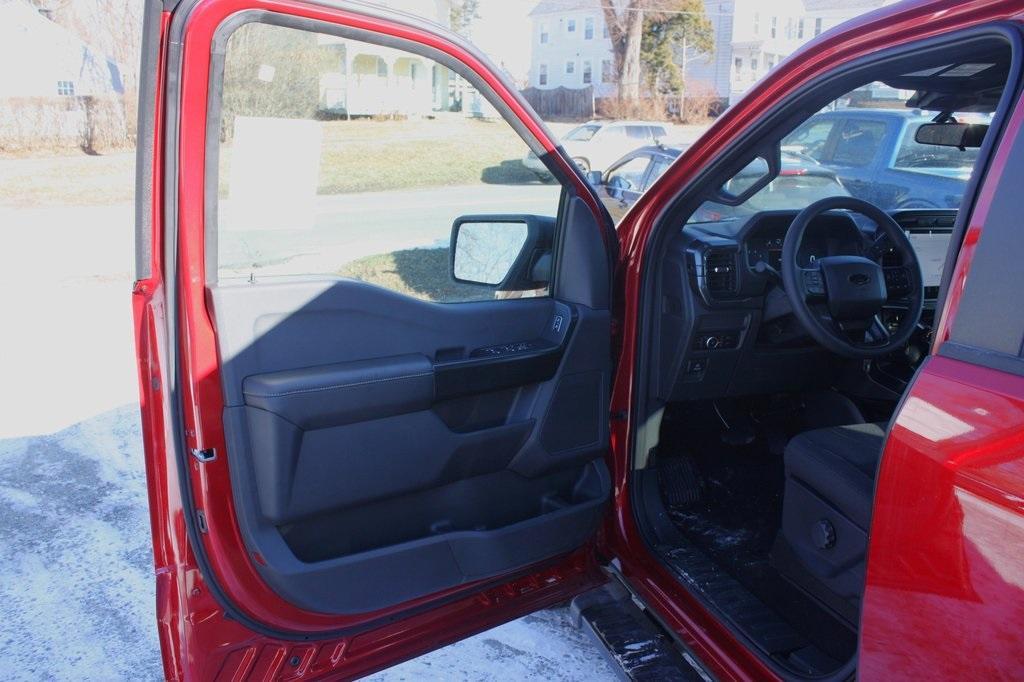 new 2024 Ford F-150 car, priced at $52,575