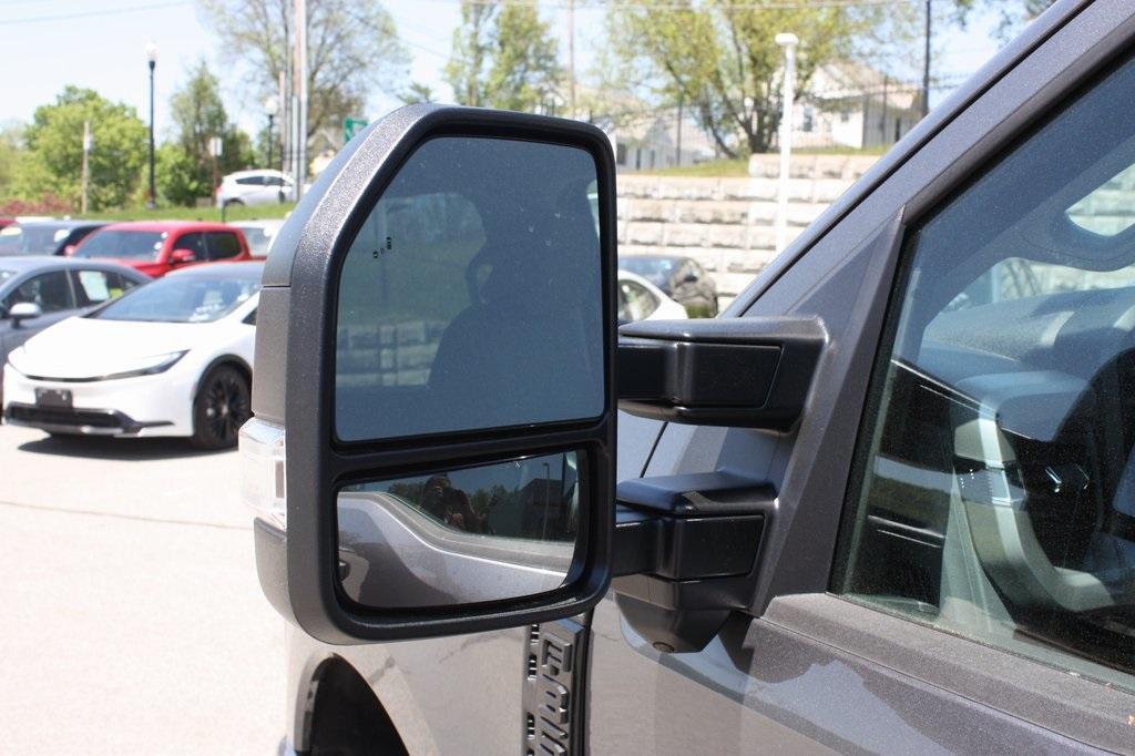 new 2025 Ford F-350 car, priced at $72,240