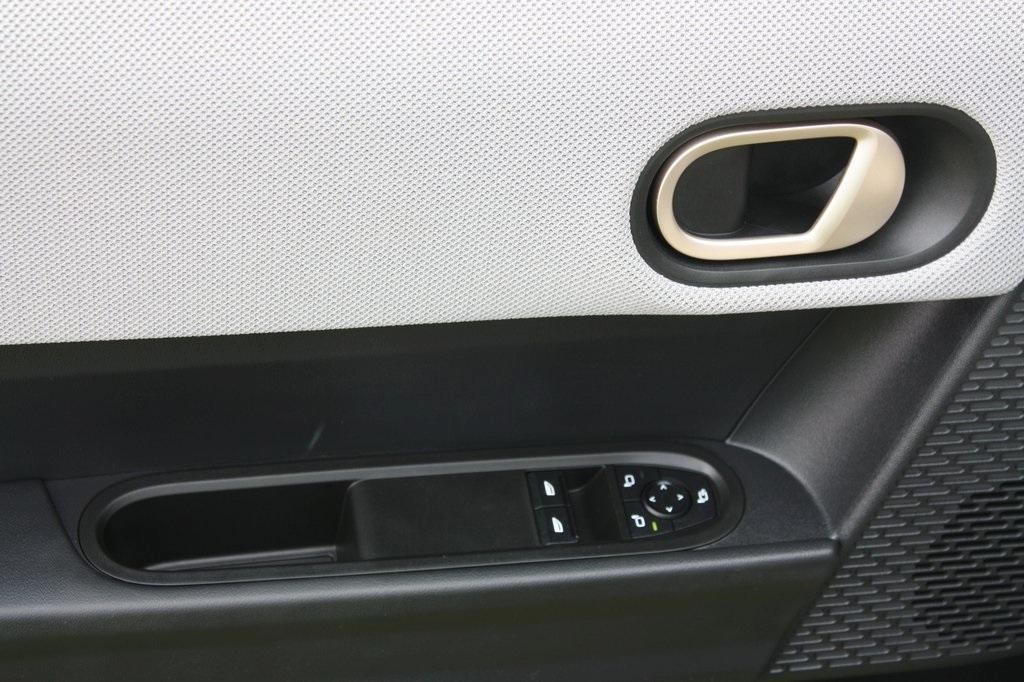 used 2025 MINI Hardtop car, priced at $29,999