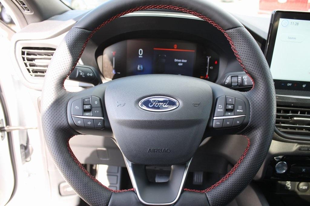 new 2025 Ford Escape car, priced at $35,995