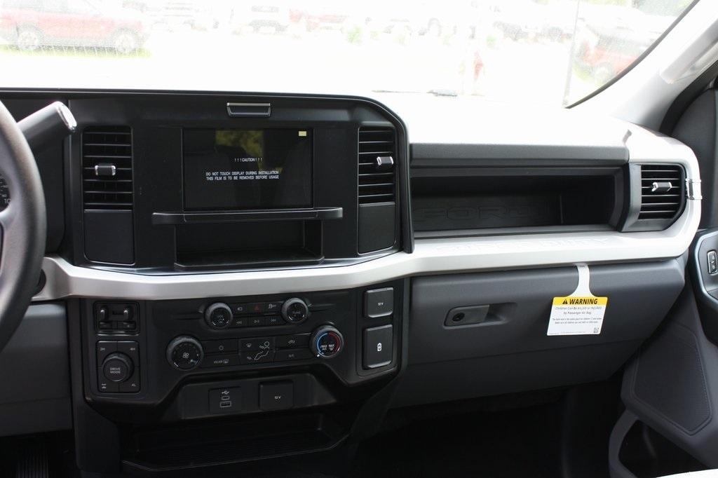 new 2025 Ford F-350 car, priced at $57,999
