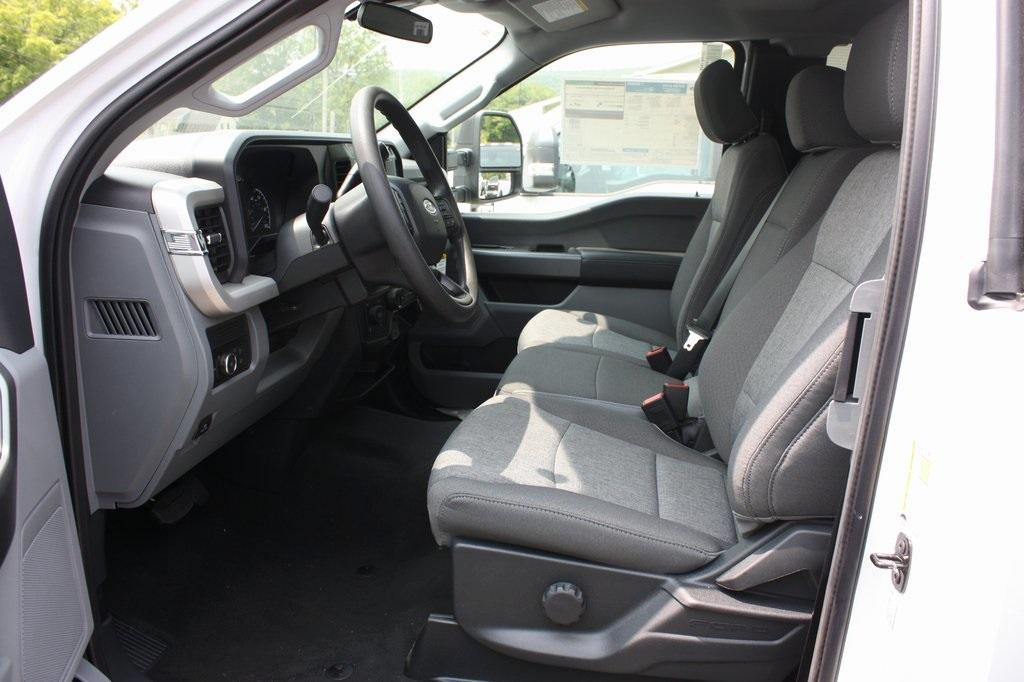 new 2025 Ford F-350 car, priced at $57,999