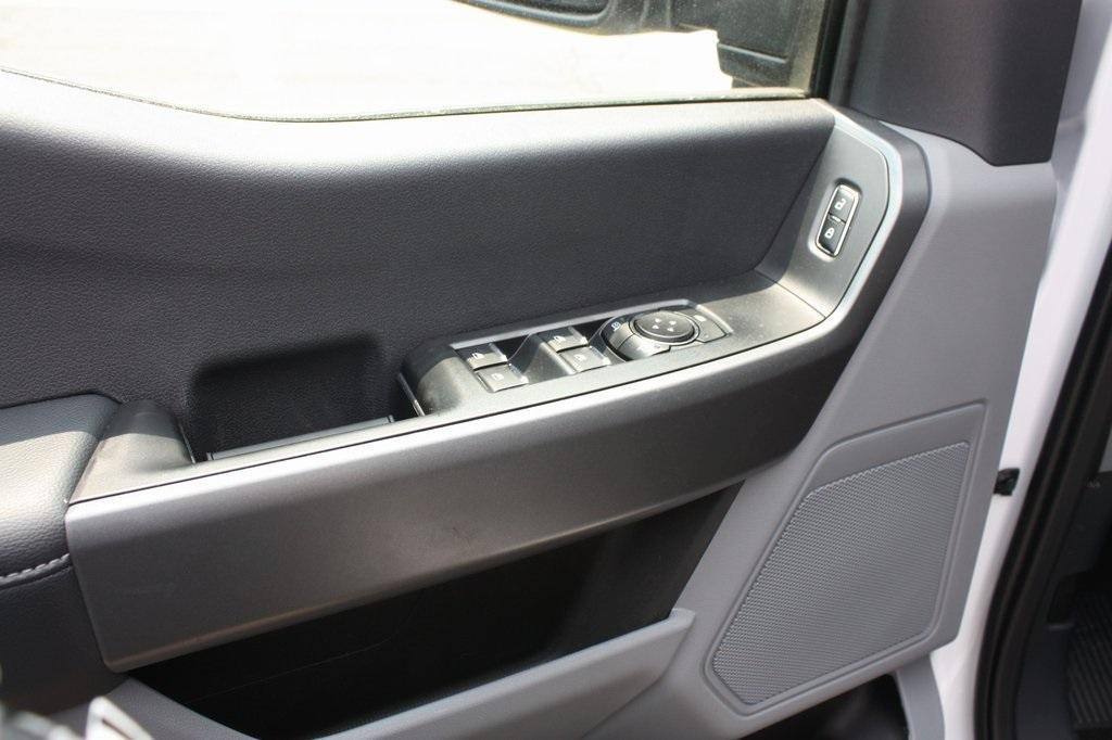 new 2025 Ford F-350 car, priced at $57,999