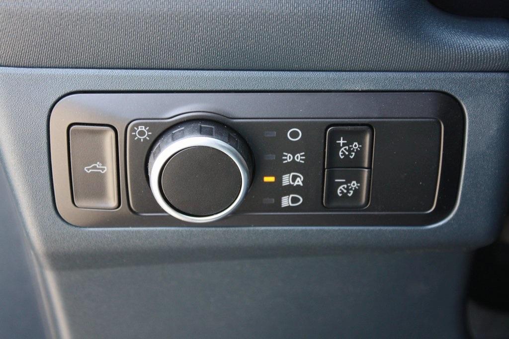 new 2025 Ford Maverick car, priced at $35,118