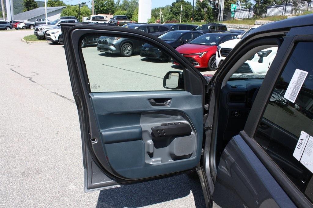 new 2025 Ford Maverick car, priced at $35,118