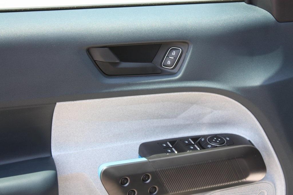new 2025 Ford Maverick car, priced at $32,777