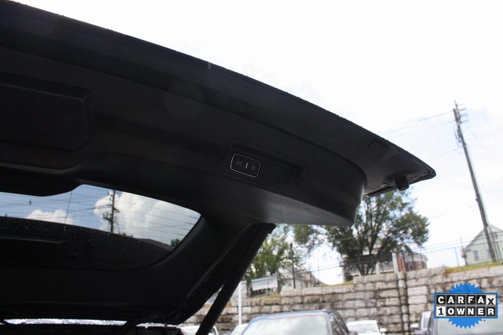 used 2022 Ford Explorer car, priced at $33,999
