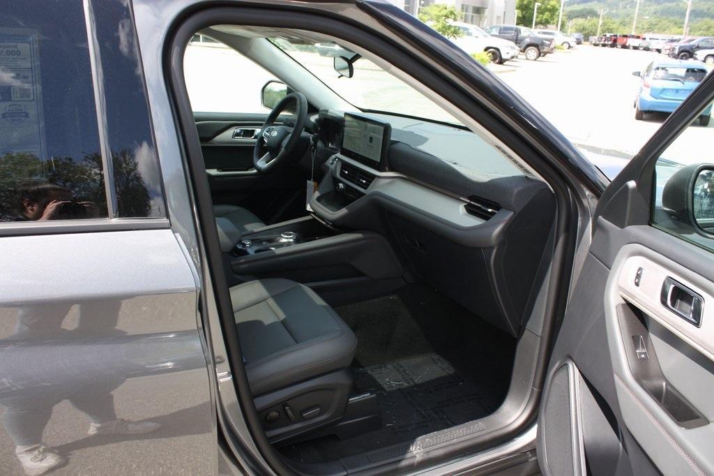 new 2025 Ford Explorer car, priced at $46,390