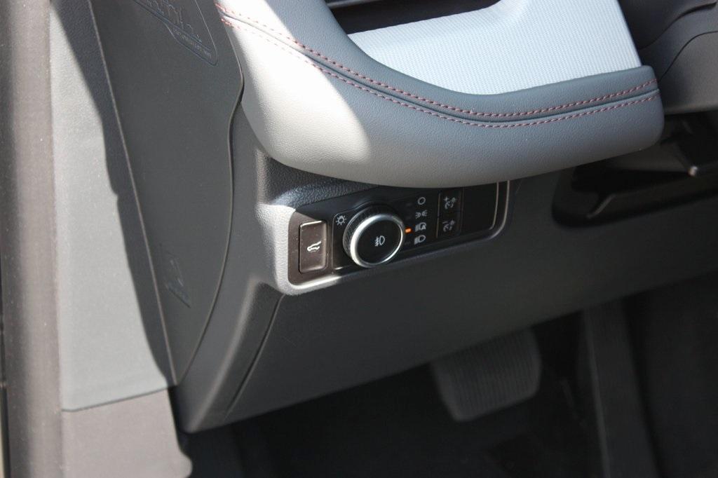 new 2025 Ford Explorer car, priced at $46,390