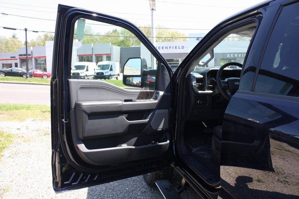 new 2025 Ford F-250 car, priced at $83,999
