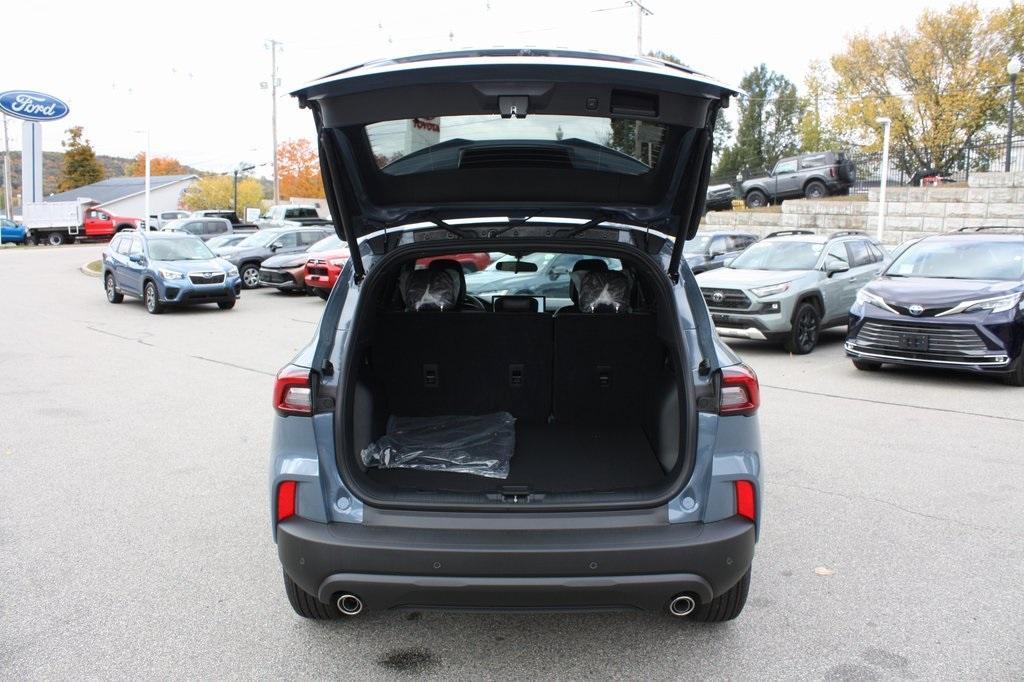 new 2025 Ford Escape car, priced at $33,577