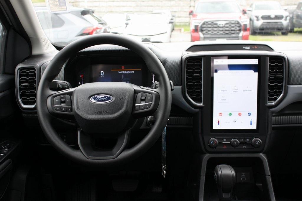 new 2025 Ford Ranger car, priced at $36,999