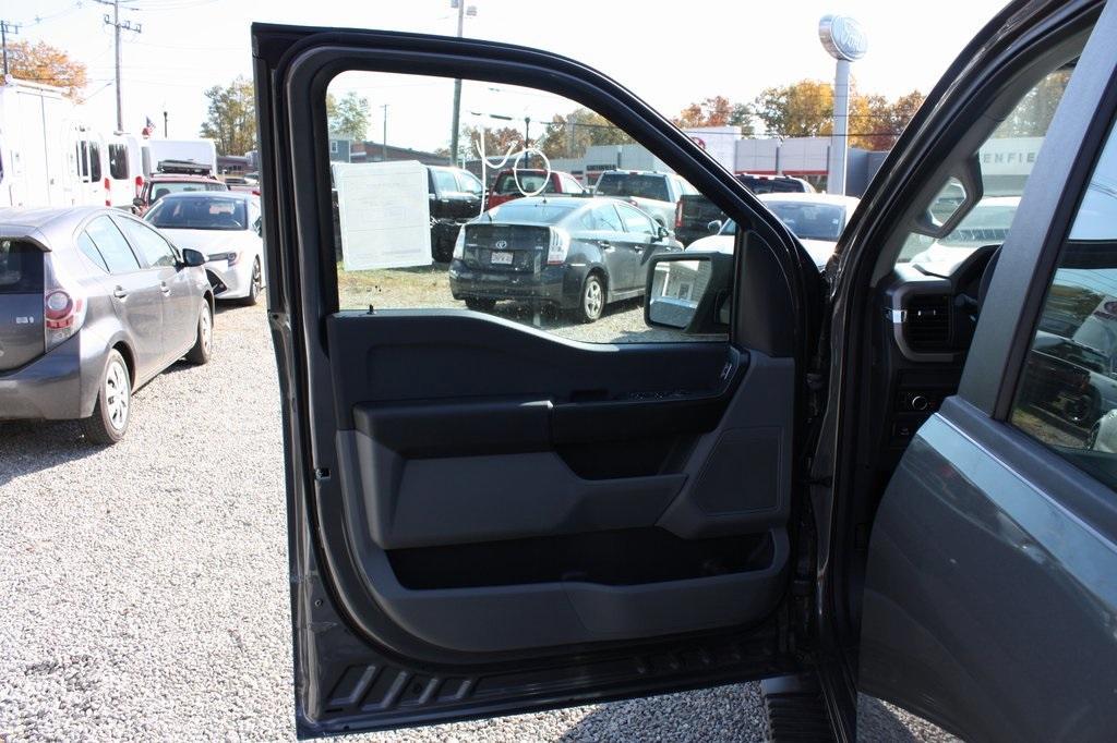 new 2024 Ford F-150 car, priced at $46,645